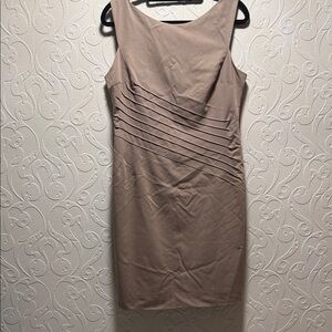 Black Halo Beige Sleeveless Dress